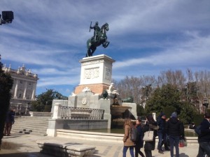 Statue of Phillip IV in front of Palacio Real